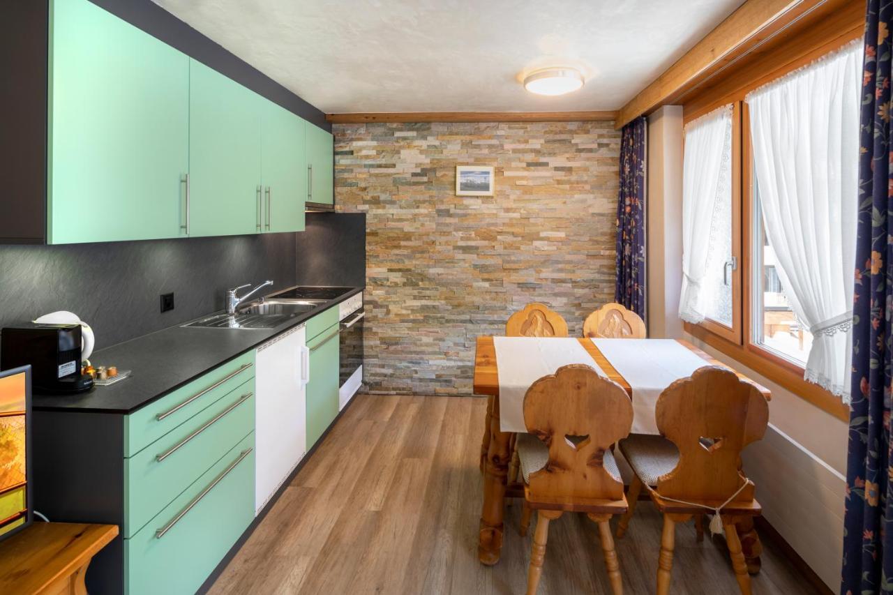Hotel Matterhornblick เซอร์แมท ภายนอก รูปภาพ