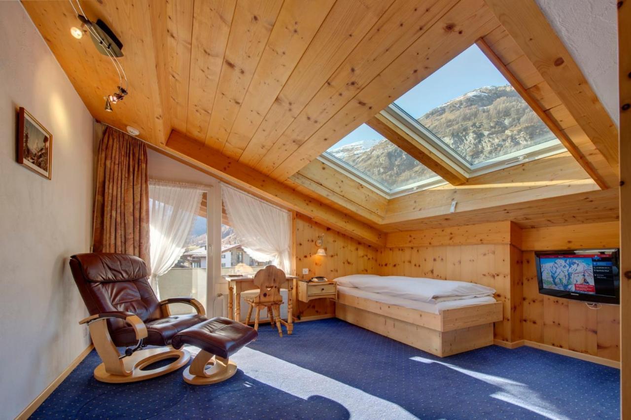 Hotel Matterhornblick เซอร์แมท ภายนอก รูปภาพ