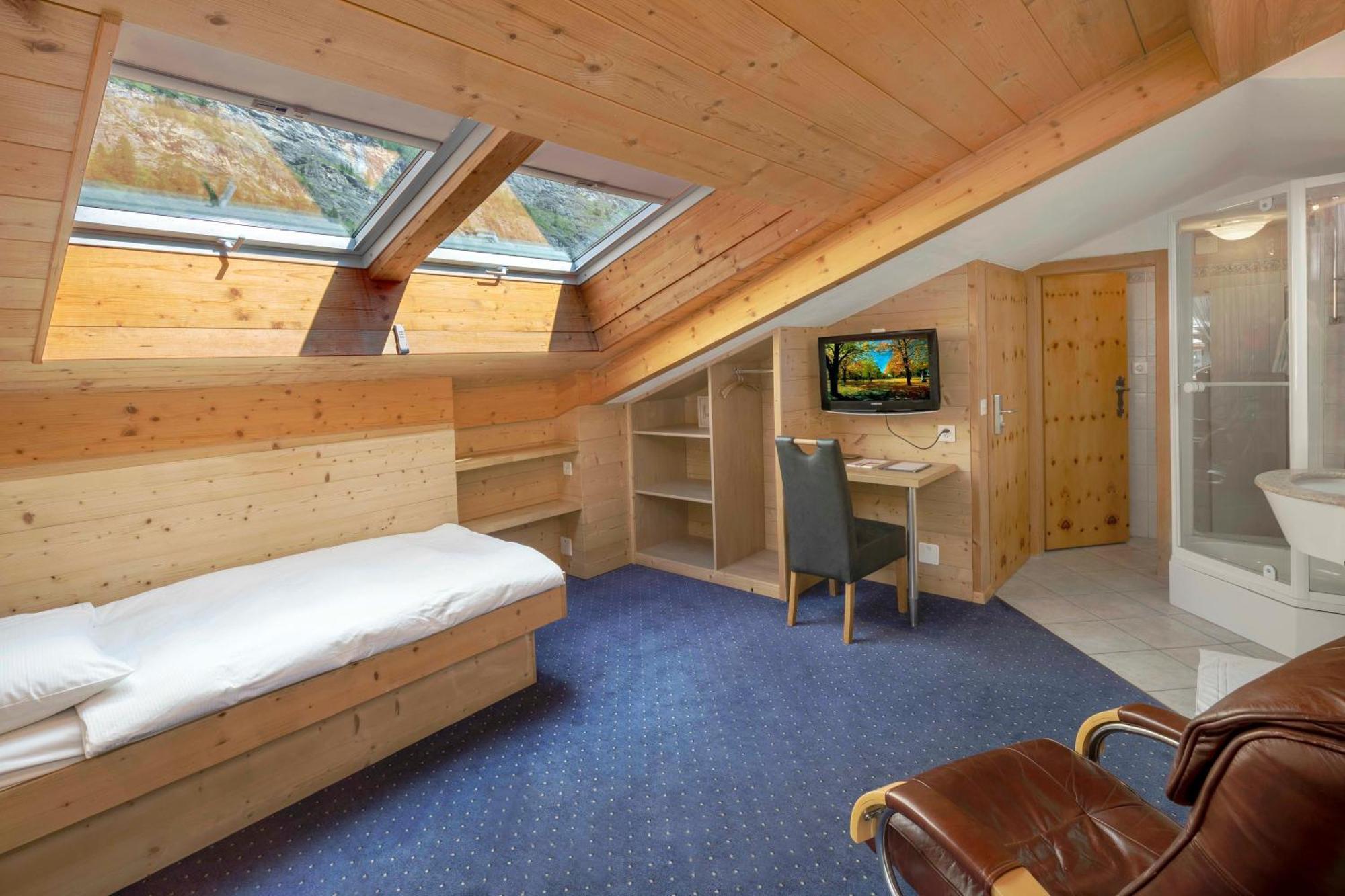 Hotel Matterhornblick เซอร์แมท ภายนอก รูปภาพ