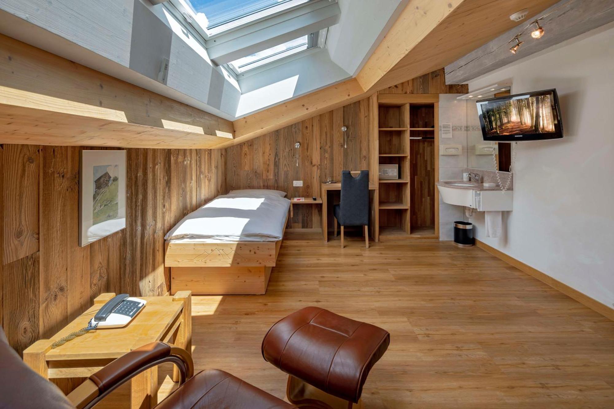 Hotel Matterhornblick เซอร์แมท ภายนอก รูปภาพ