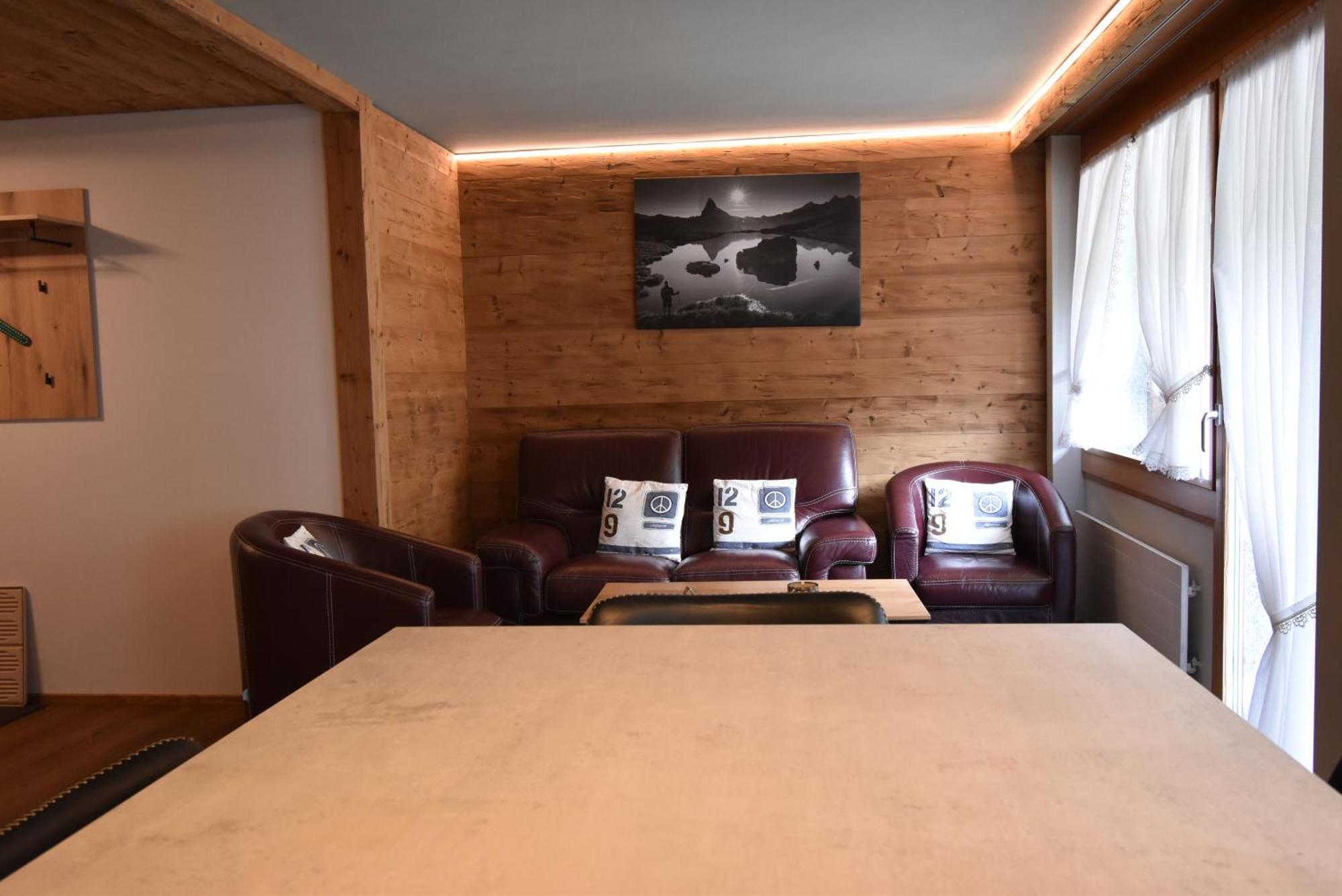 Hotel Matterhornblick เซอร์แมท ภายนอก รูปภาพ